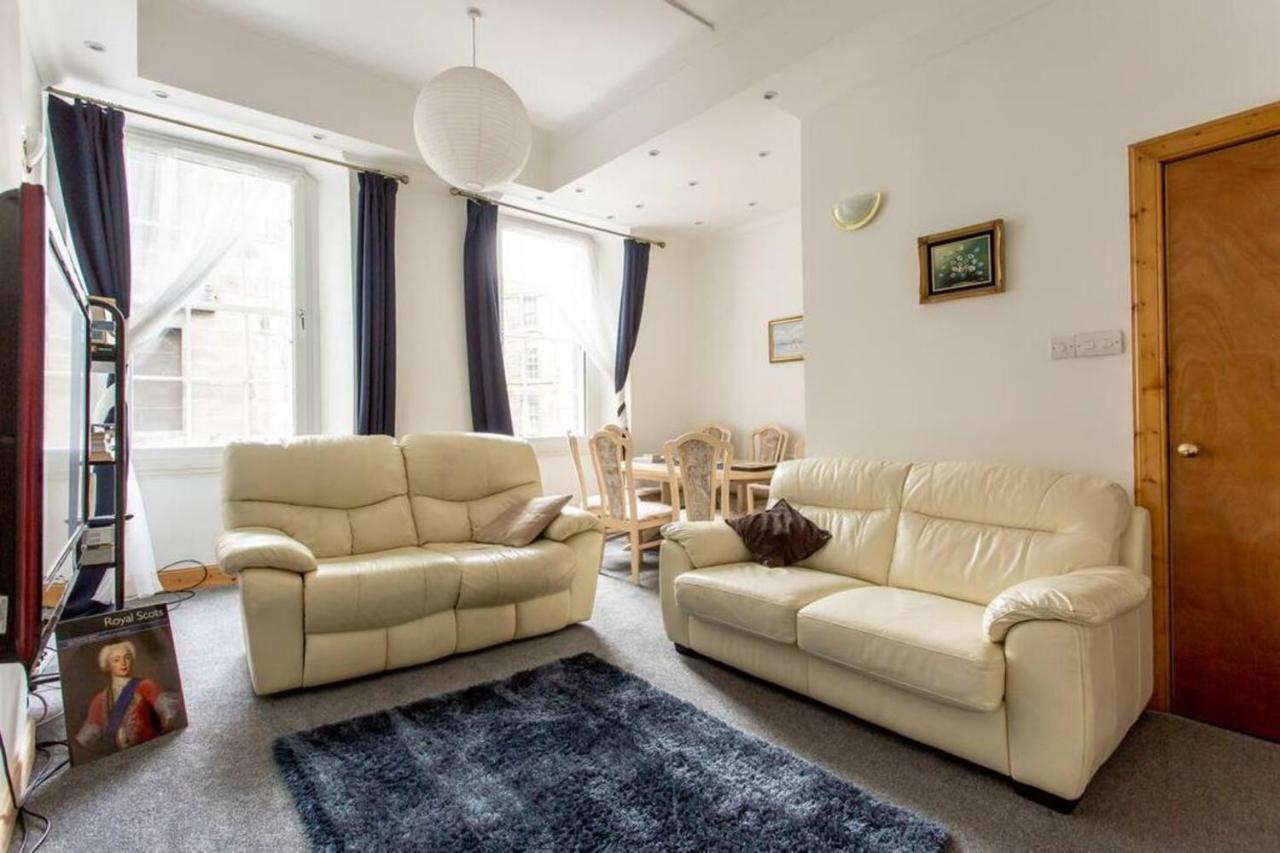 Joivy Spacious 3 Bed Apartment In The Old Town 爱丁堡 外观 照片